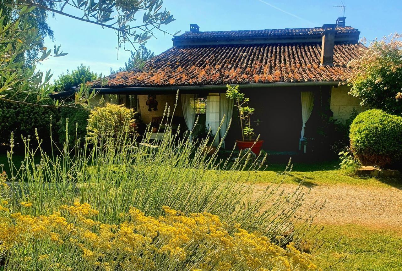 Le Clos de l'Amiral Preguillac Exterior foto